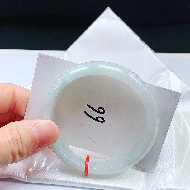 翡翠手镯未镶嵌57➕圈口