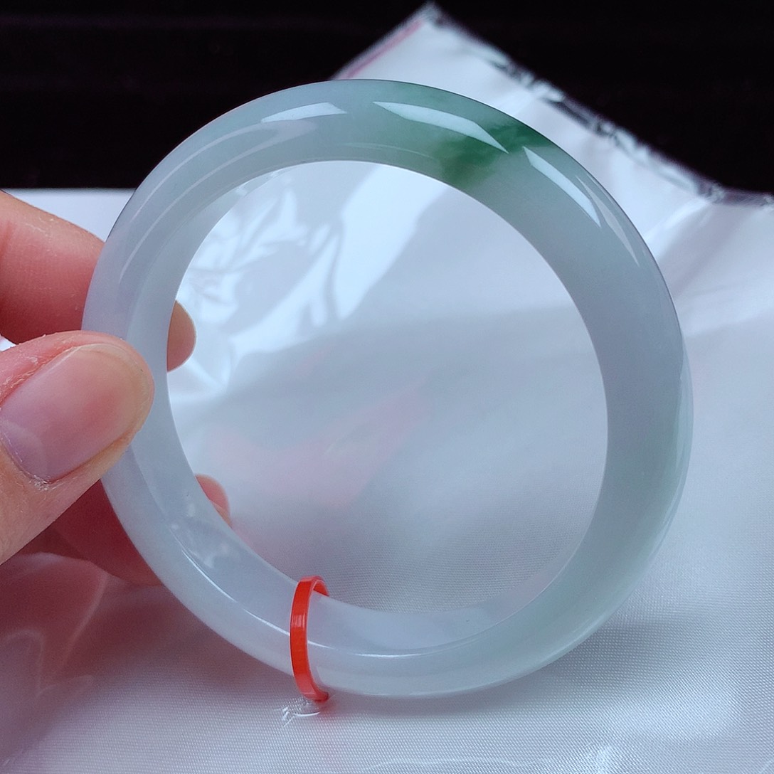 翡翠手镯未镶嵌55-56圈