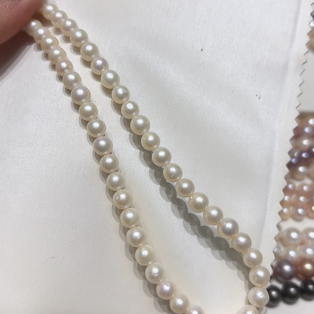 淡水珍珠颈饰未镶嵌6-8淡水ak 有生长点