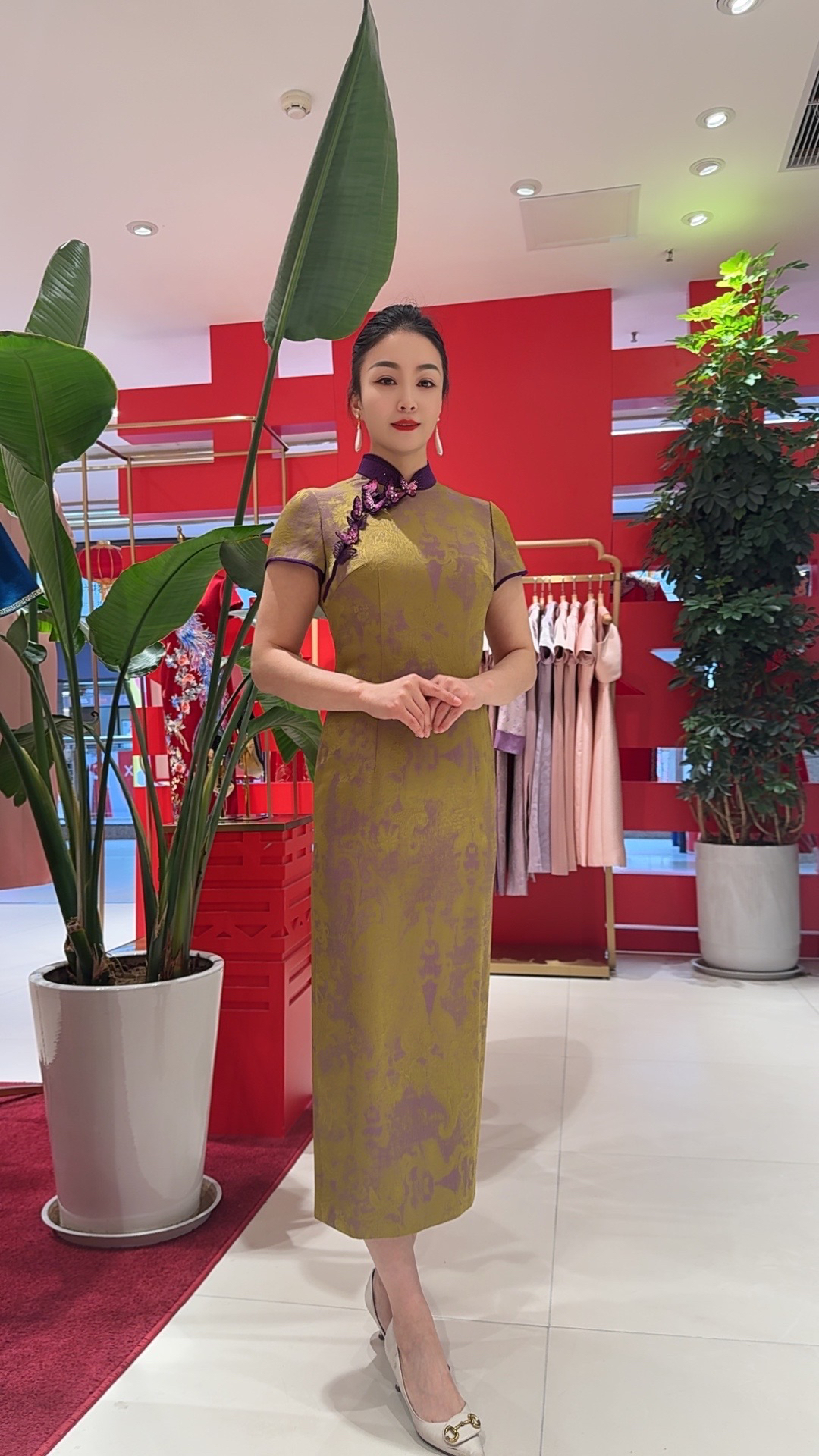 17712朱紫褕紫金色小蝴蝶婚宴喜婆婆喜妈妈生活装