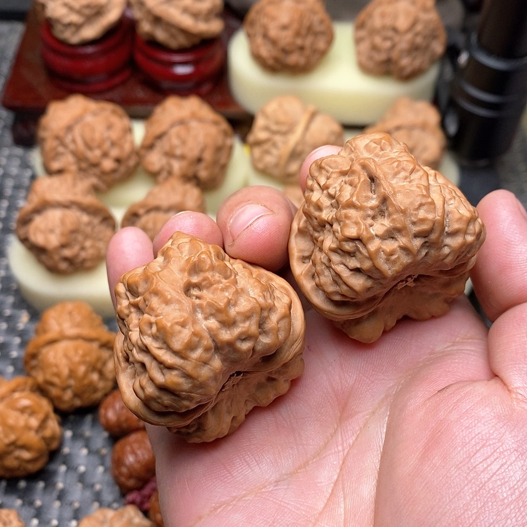 文玩核桃把件Y***.蛤蟆头