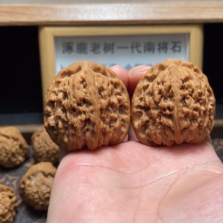 风***我吊坠文玩核桃南疆