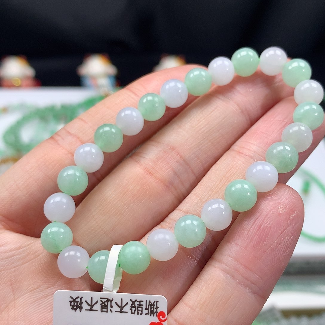 翡翠手链未镶嵌翡翠