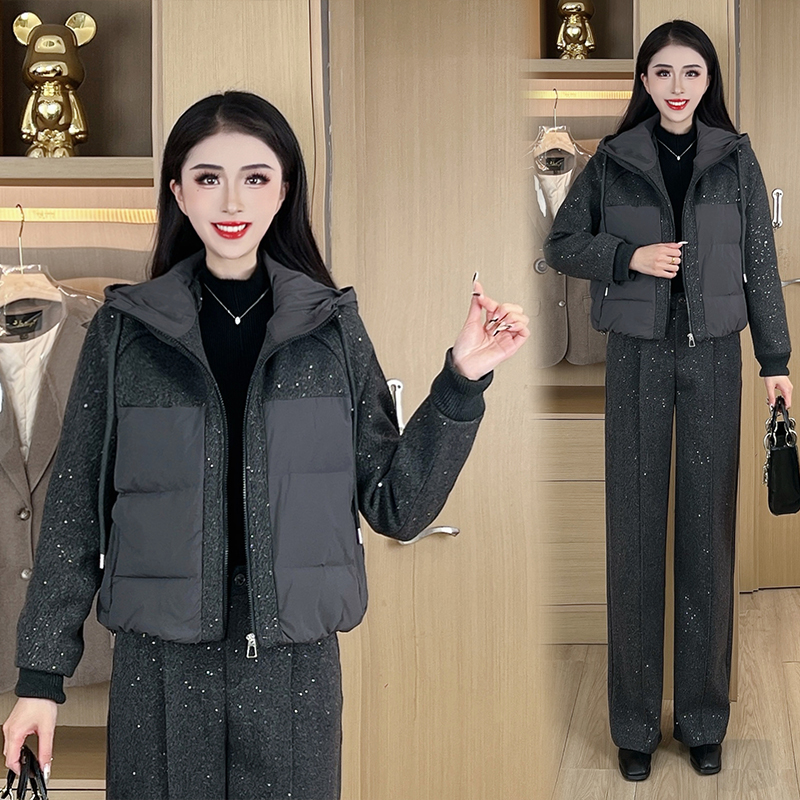 连帽亮片洋气拼接羽丝服女2024冬季新款保暖宽松短外套#DY221