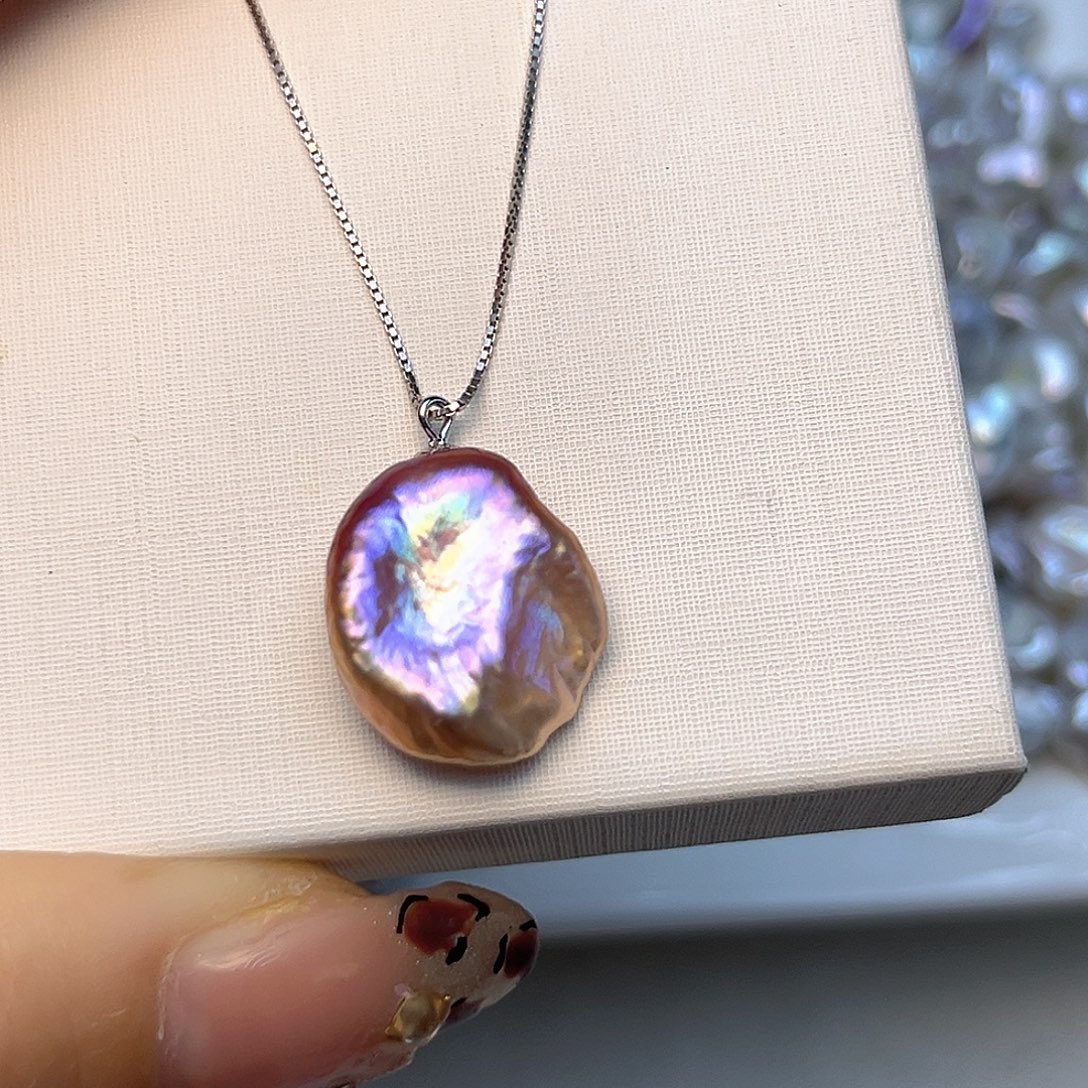 我****淡水珍珠颈饰未镶嵌