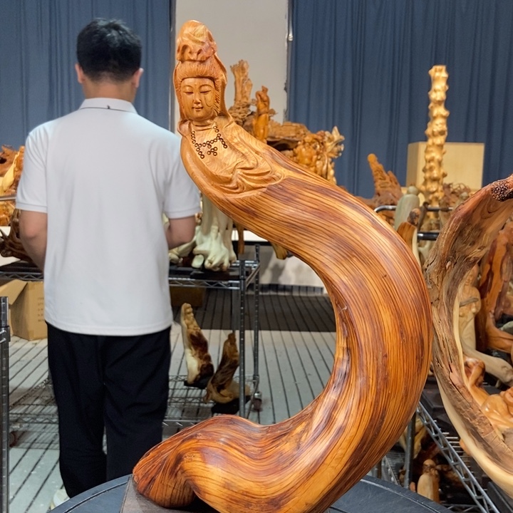 柏木（崖柏）随型摆件
