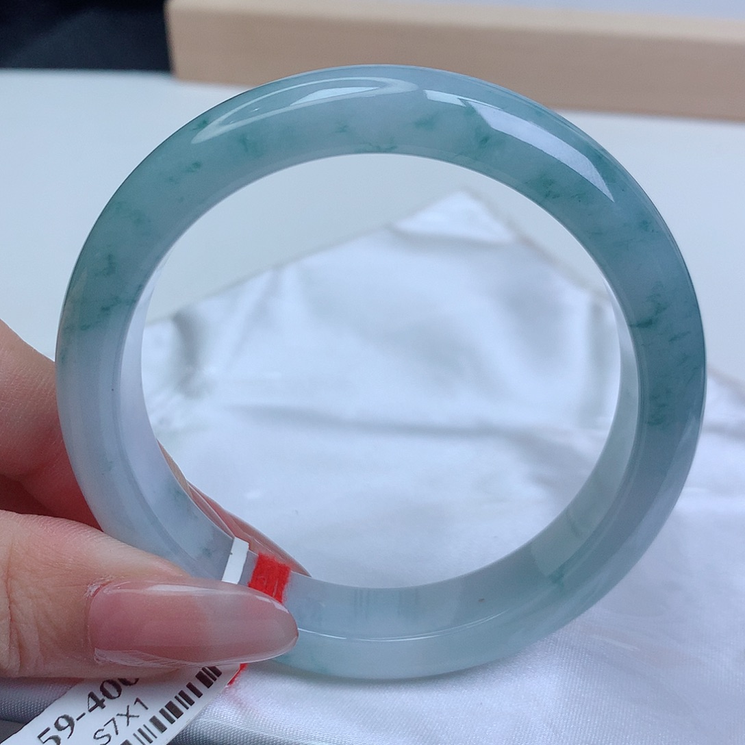 翡翠手镯未镶嵌58.8圈口