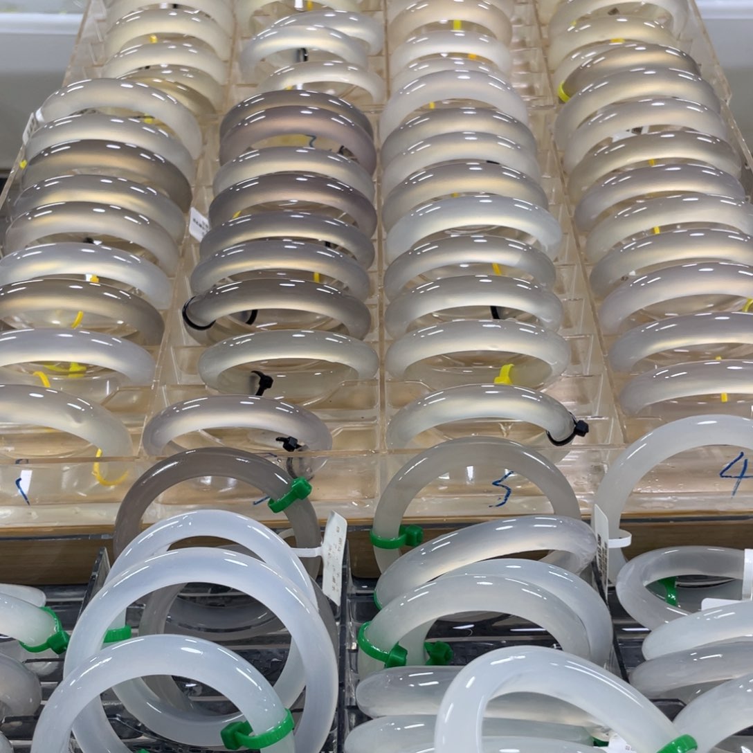 手镯玛瑙/玉髓未镶嵌