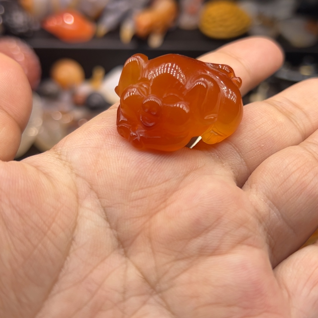 玛瑙/玉髓未镶嵌手玩摆件