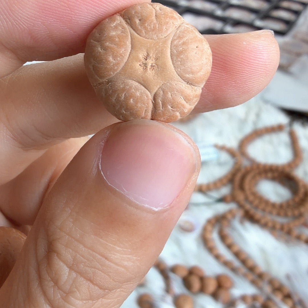 凤眼菩提吊坠4392梅花19.5/13