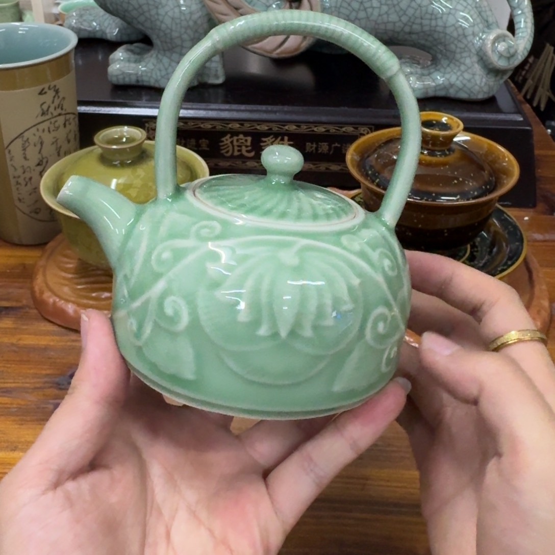 龙泉青瓷茶具微瑕7995