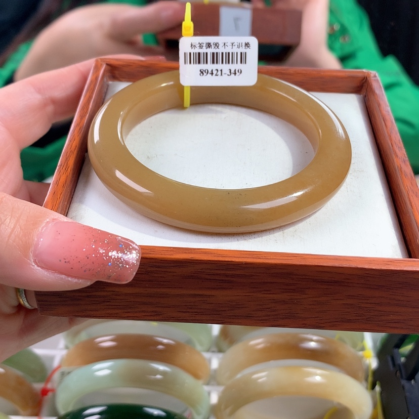 【闪购商品】和田玉未镶嵌手镯57.5