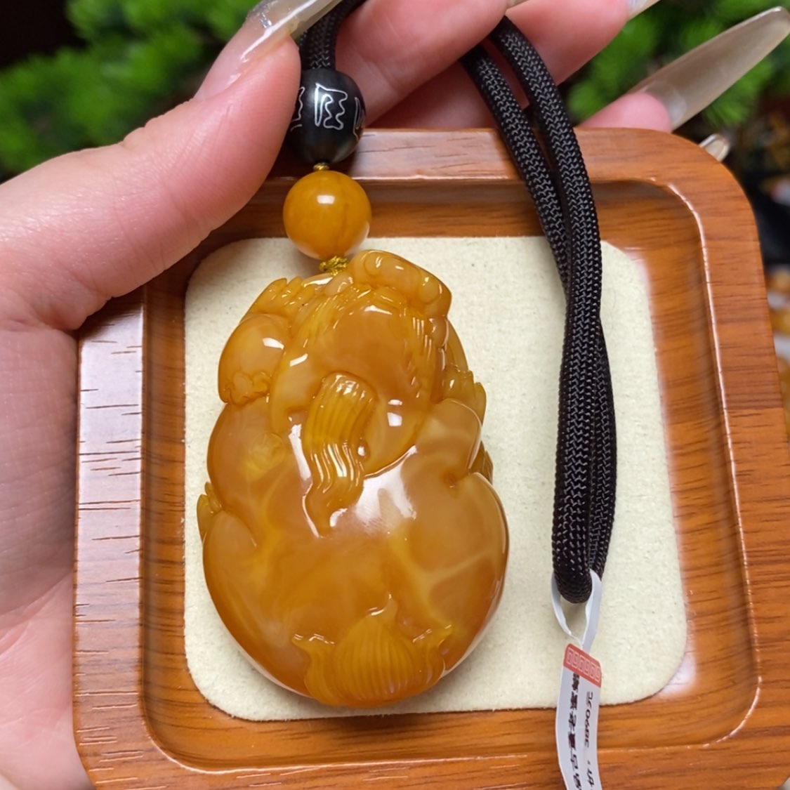 【闪购商品】蜜蜡吊坠(赠链)未镶嵌吊坠