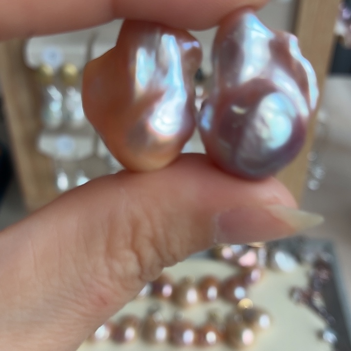 用***7银S925镶嵌耳饰淡水珍珠