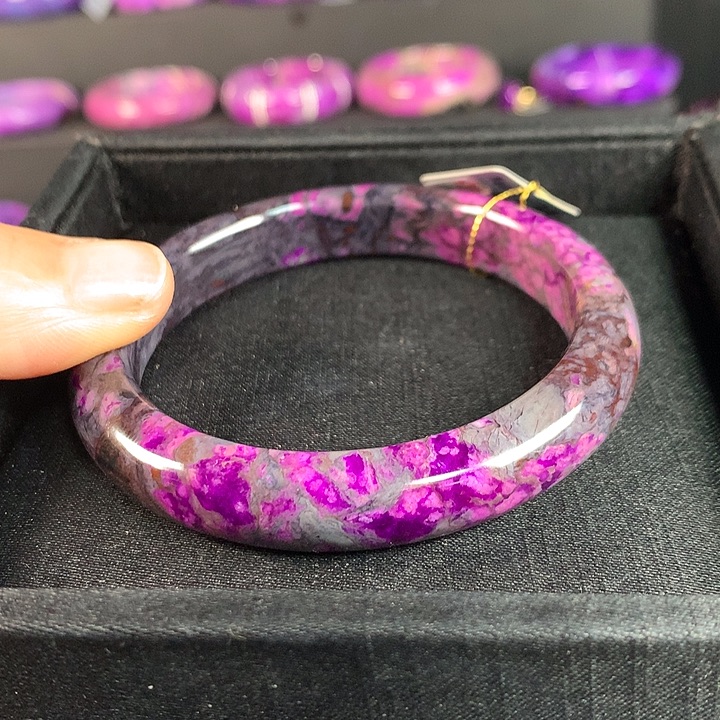 苏纪石（舒俱来）未镶嵌手镯