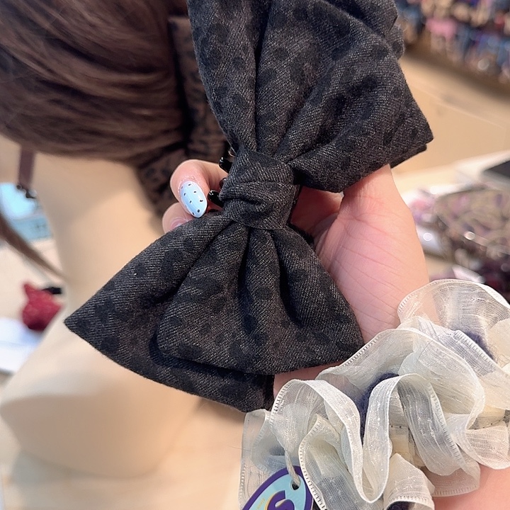 黑色豹纹蝴蝶结香蕉夹