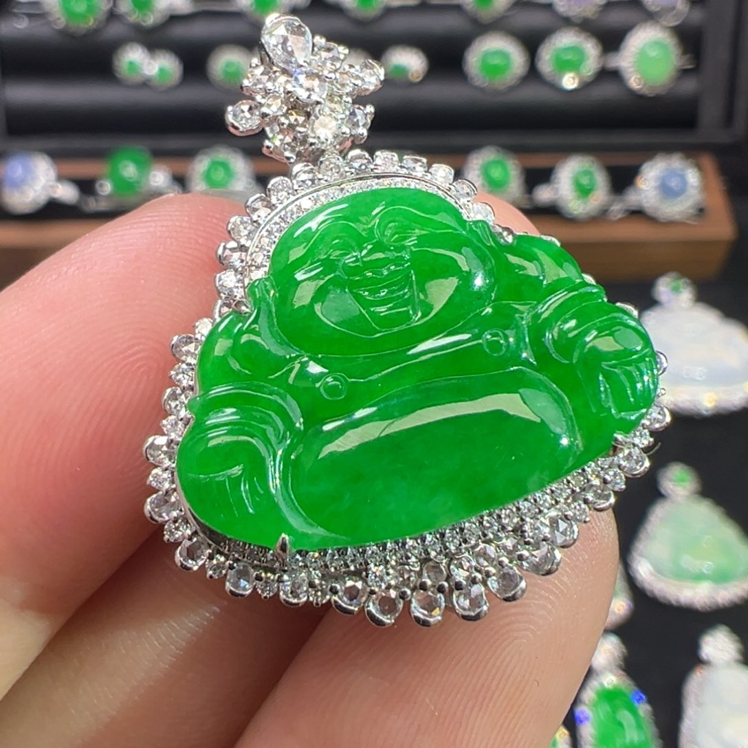 翡翠18K金镶嵌颈饰收货48小时鉴赏期