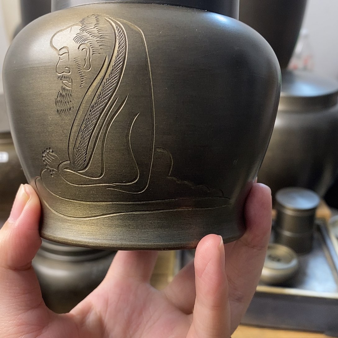 瓷片哈哈哈哈哈哈哈哈哈哈哈