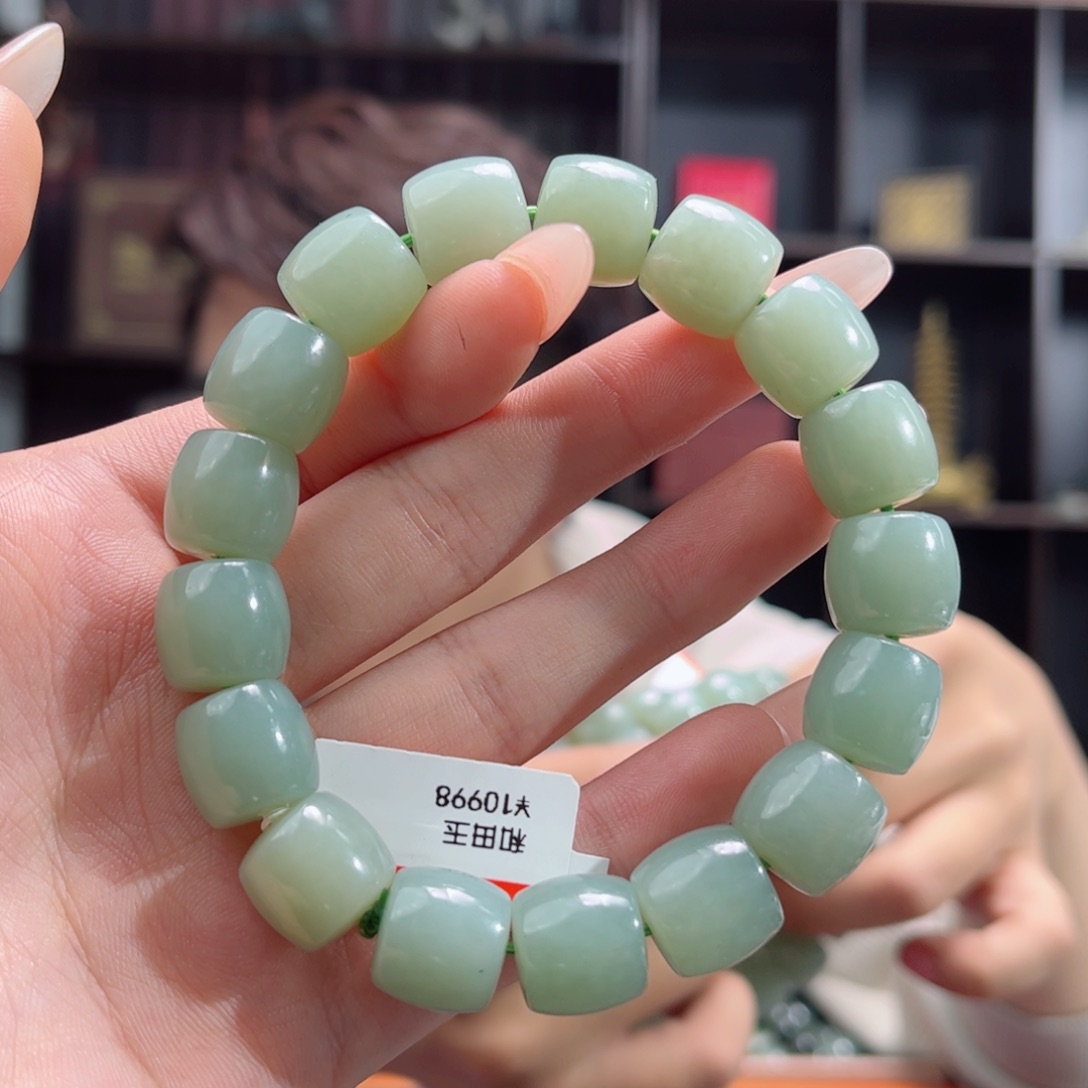 【闪购商品】和田玉手串未镶嵌新疆14年且末料多样性拍一发一