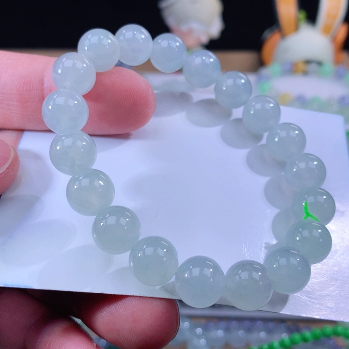 翡翠手链未镶嵌翡翠