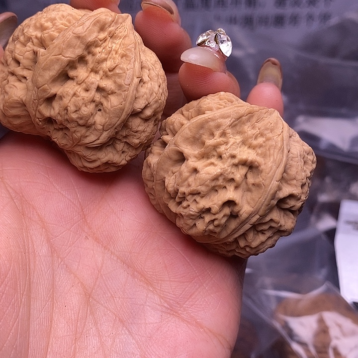 核桃云南野生铁核桃15号40mm