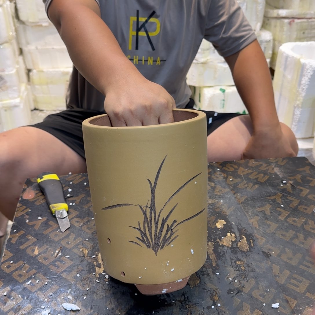 紫砂花盆瑕疵和瑕疵