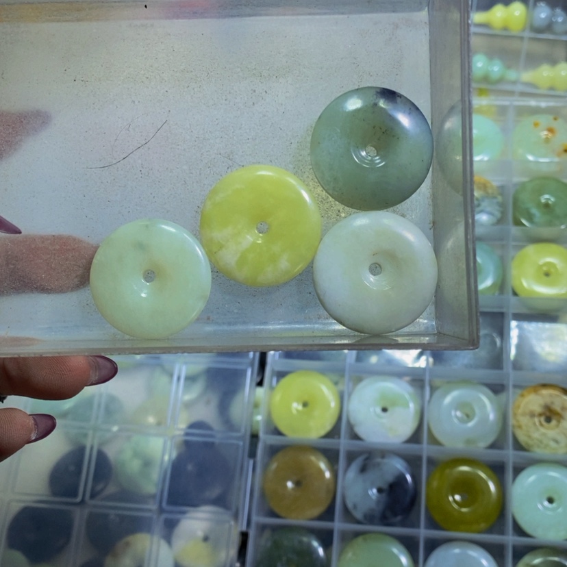 【闪购商品】蛇纹石玉其他未镶嵌539