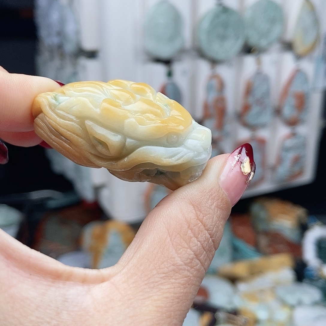 翡翠颈饰14K金镶嵌翡翠