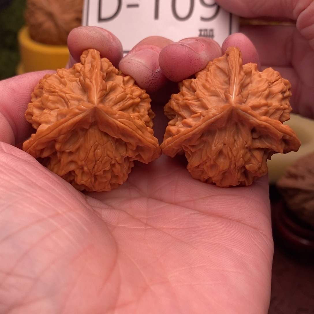 文玩核桃把件正奔38