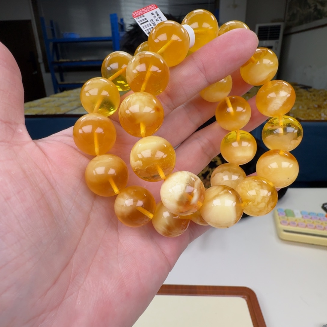 琥珀未镶嵌手链多样性发其一