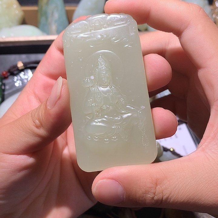 和田玉（糖玉）未镶嵌挂件