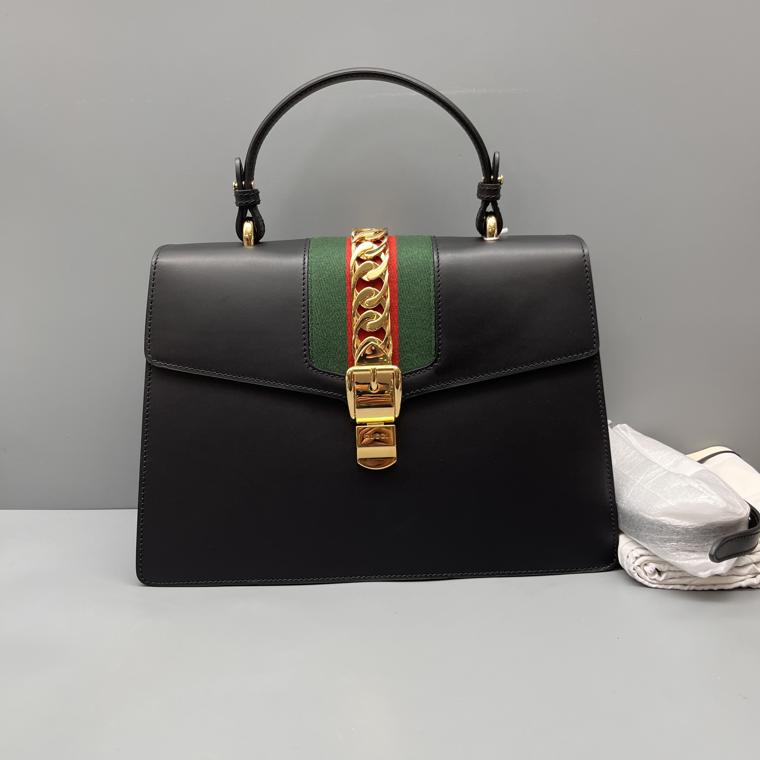 未使用 GUCCI/古驰 黑色大号Sylvie邮差包 尺寸32*22 SV18363