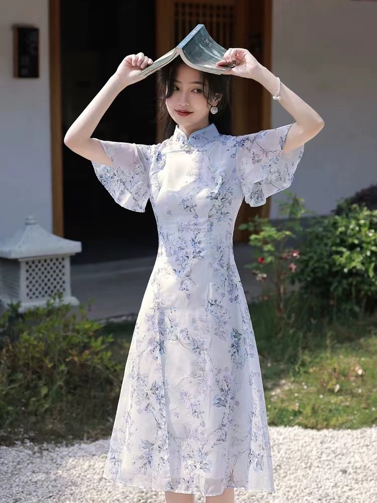 024-蓝色 前开叉  碎花 奥戴 旗袍 