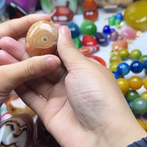 玛瑙/玉髓颈饰未镶嵌