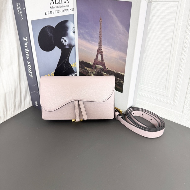 95新 DIOR/迪奥 95新 浅粉色荔枝纹腰包