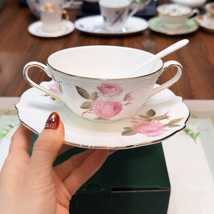 瓷片杯子杯子杯子水杯杯子水杯