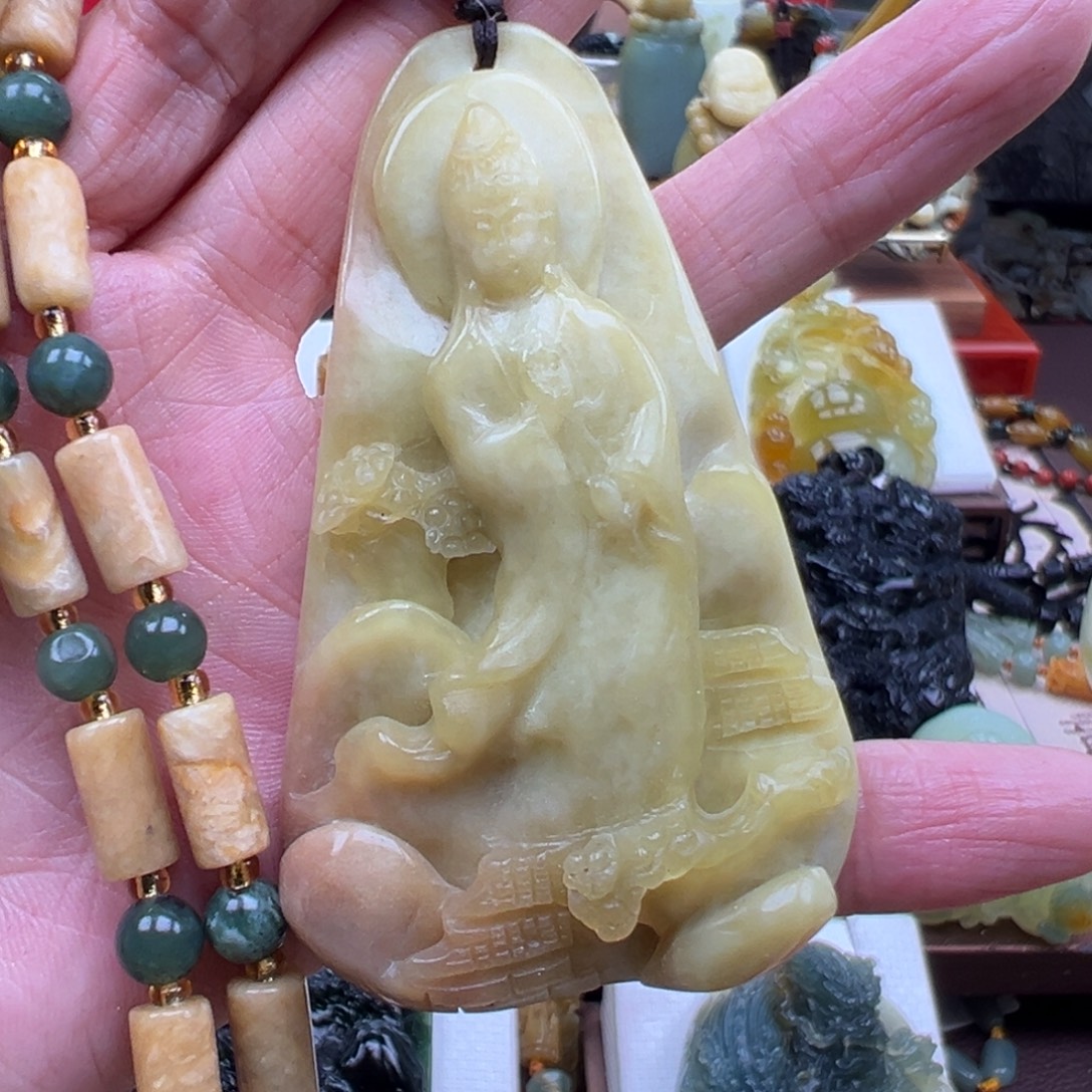 岫玉未镶嵌挂件挂件