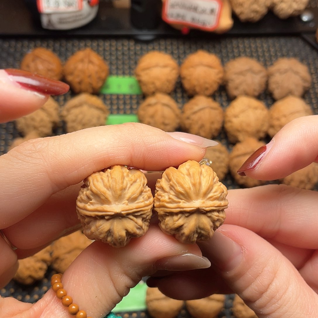 文玩核桃吊坠25尺全品粗筋元宝0007