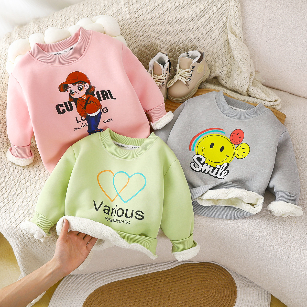 儿童冬季加绒加厚打底卫衣男女童宝宝秋冬圆领套头保暖长袖上衣