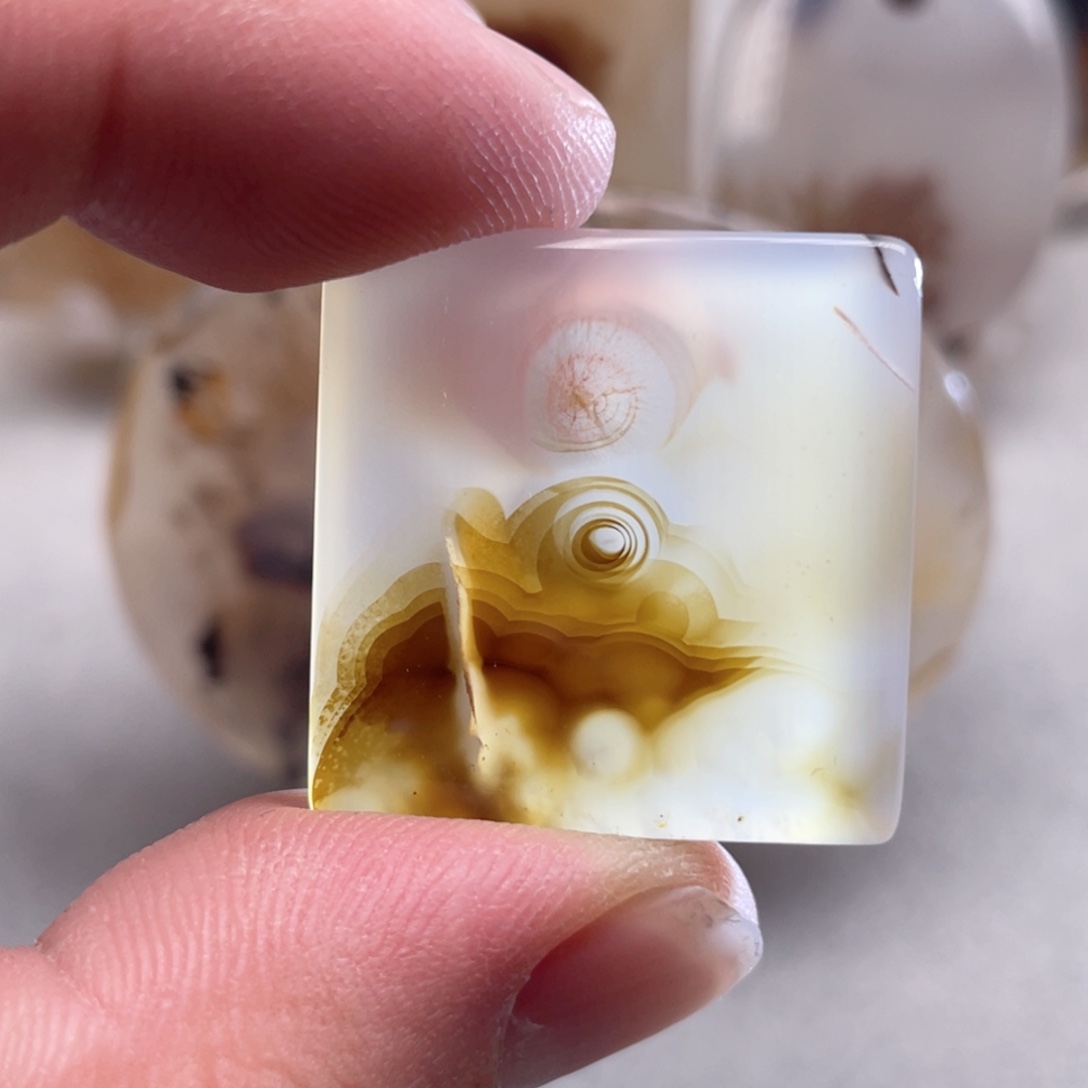 【闪购商品】玛瑙/玉髓颈饰合金