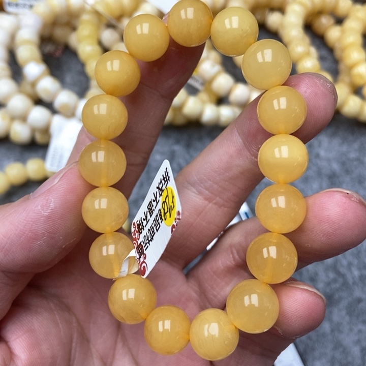 琥珀未镶嵌珠宝奇石7