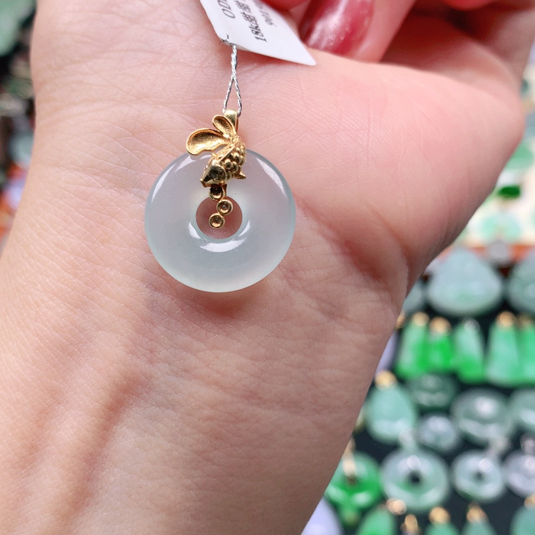 吊坠(不含链)18K金镶嵌翡翠