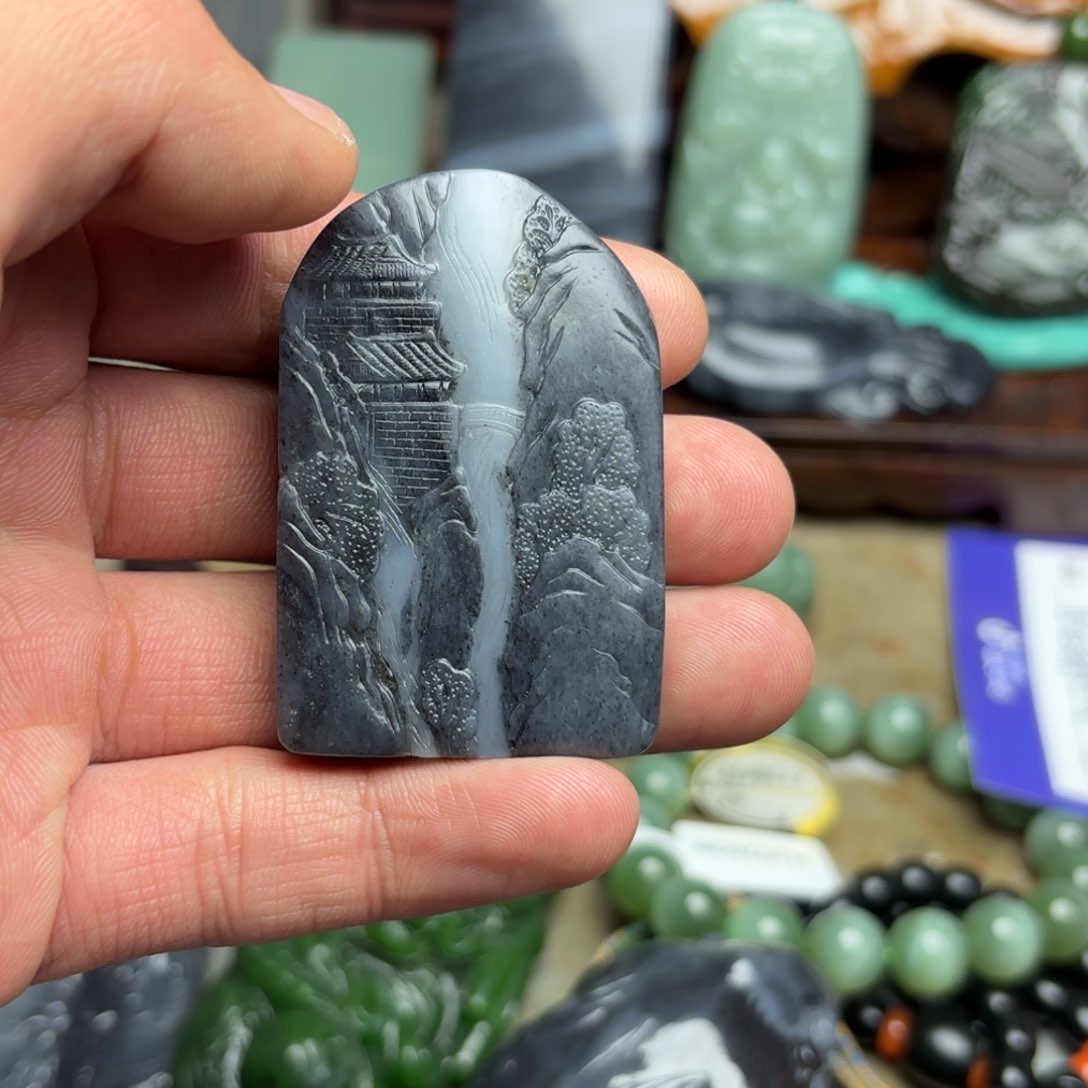 和田玉挂件18K金镶嵌6**呀