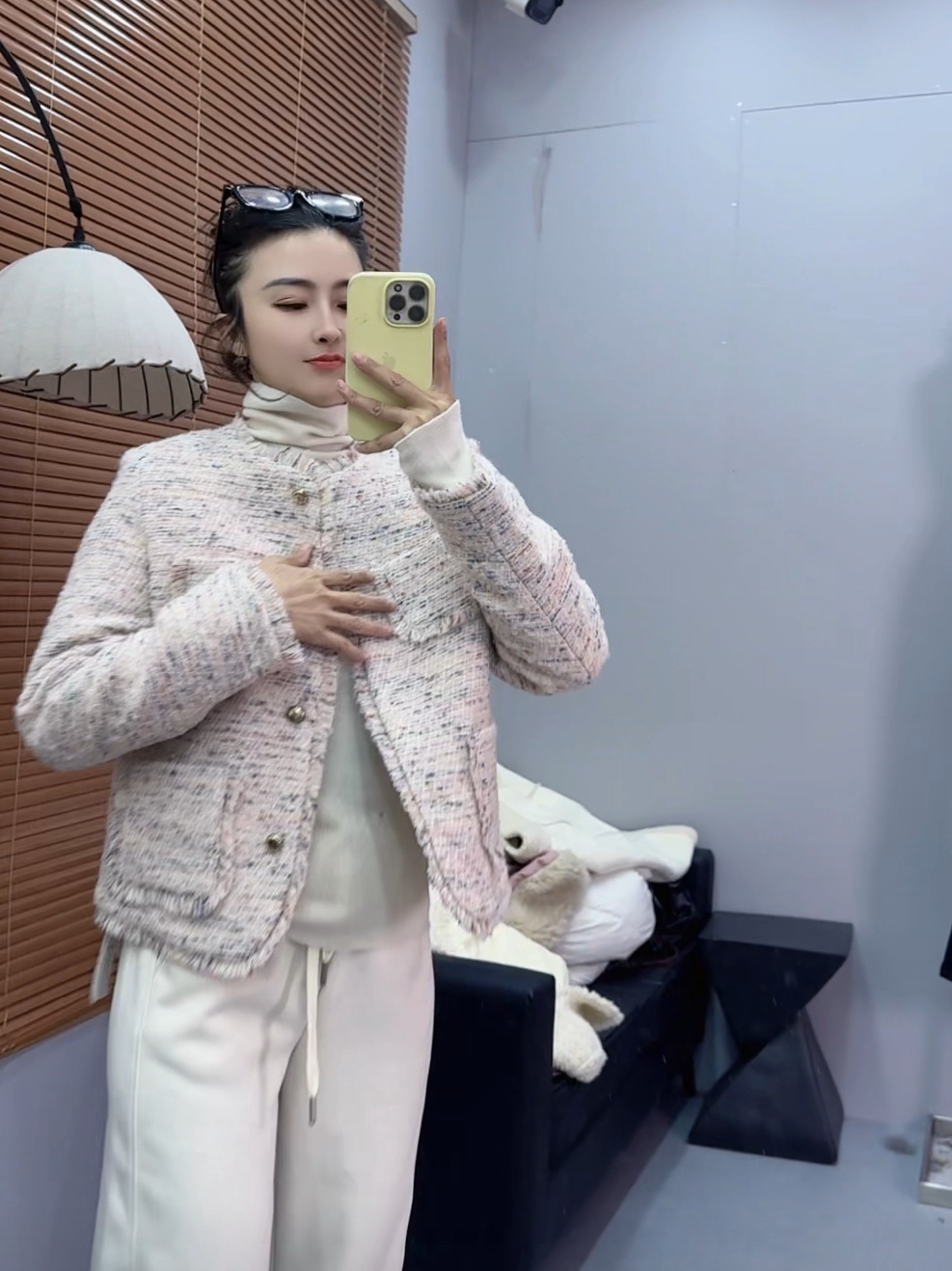 流苏款小香羽羽外套