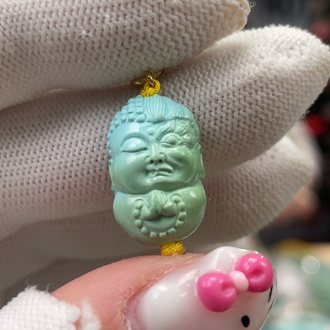 绿松石未镶嵌挂件