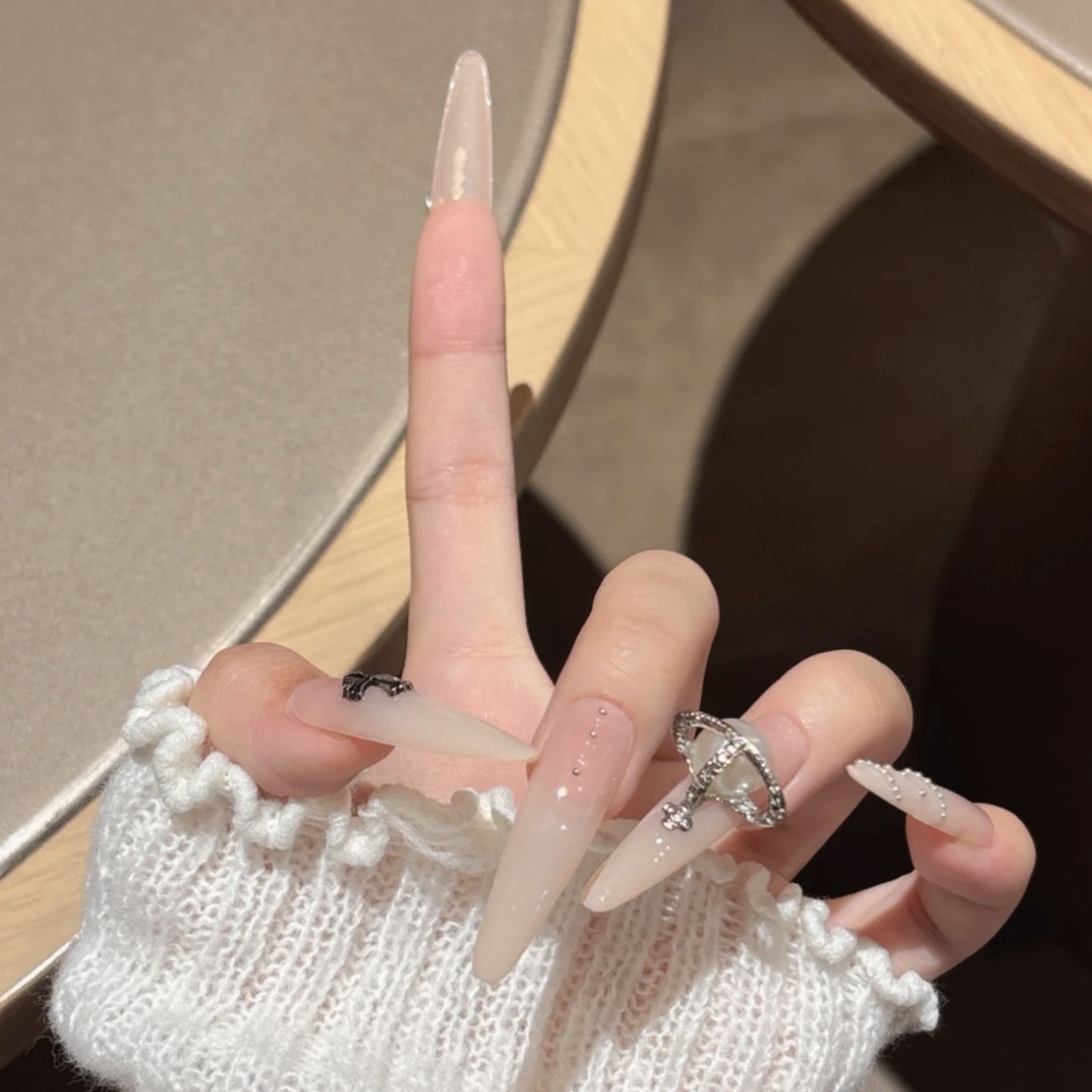 Bunny轻奢穿戴甲【雾钻星戬】高级清冷感欧气质2026第一名爆闪美甲