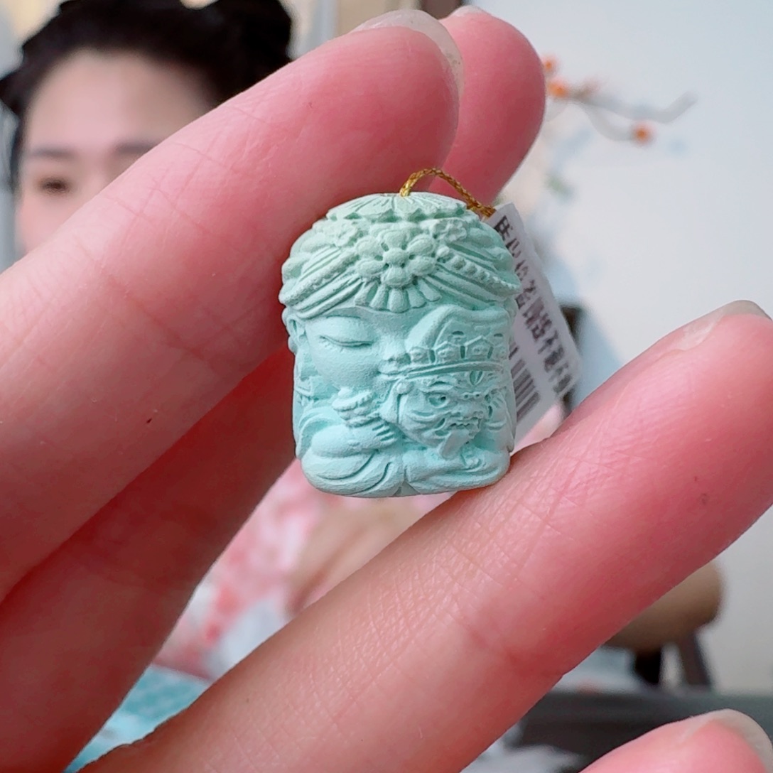 绿松石未镶嵌挂件