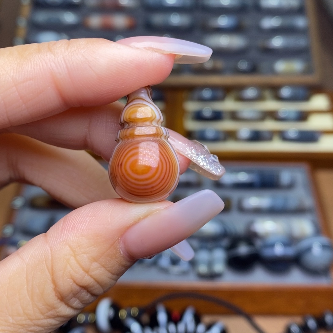 玛瑙/玉髓未镶嵌珠宝半成品