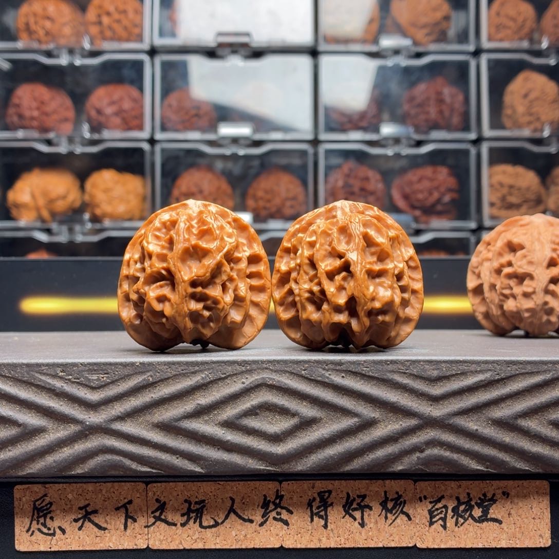 文玩核桃把件苹果园37