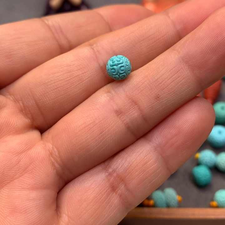 绿松石颈饰未镶嵌